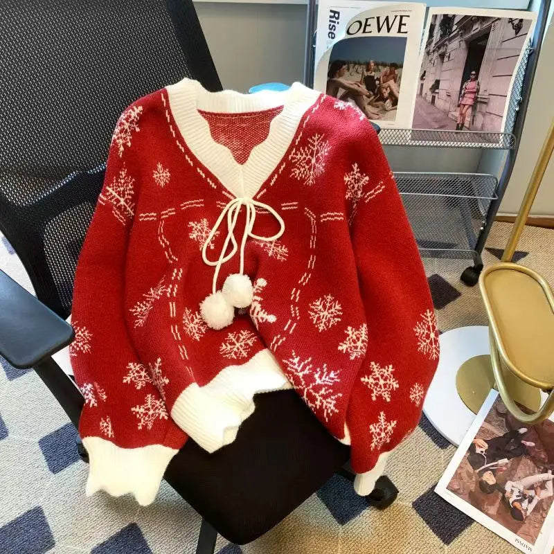 Molly - Christmas Snowflake Sweater